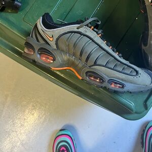 Nike Men's Gray and Orange Athletic Shoes